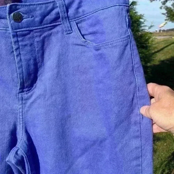 NYDJeans size 12P, cropped with lift tuck technology - Picture 10 of 13